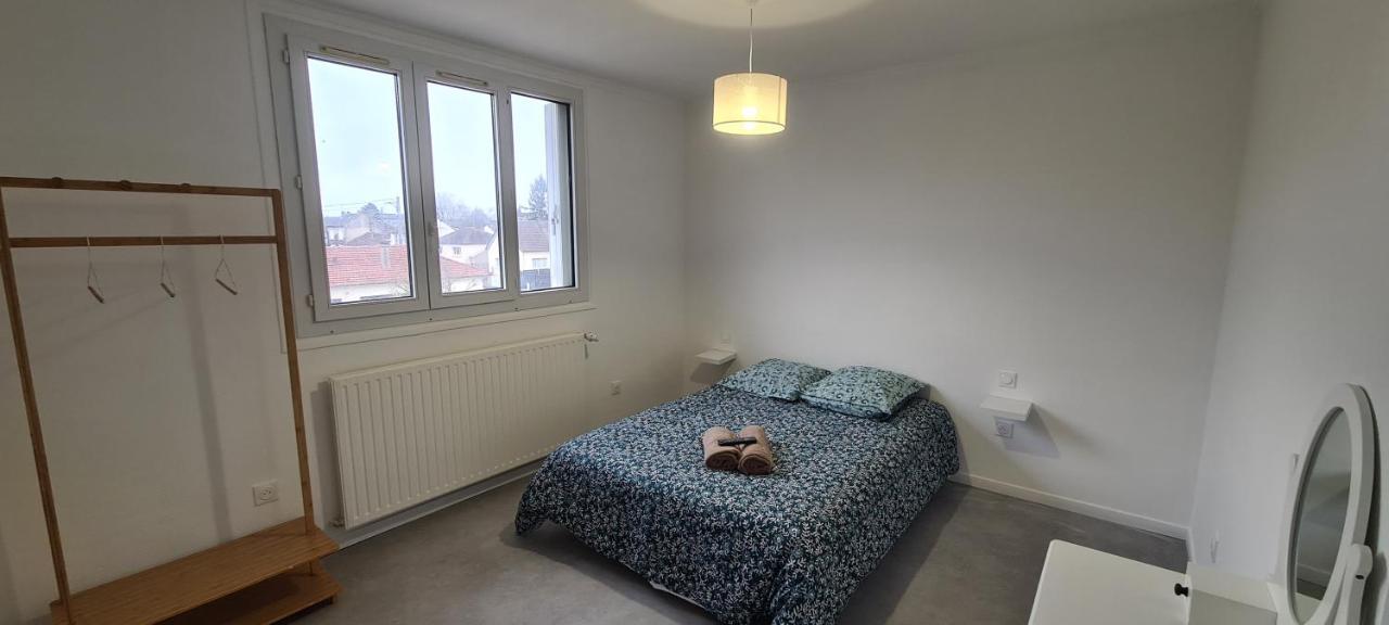 Private Room In Shared Apartment III Beauvais Dış mekan fotoğraf